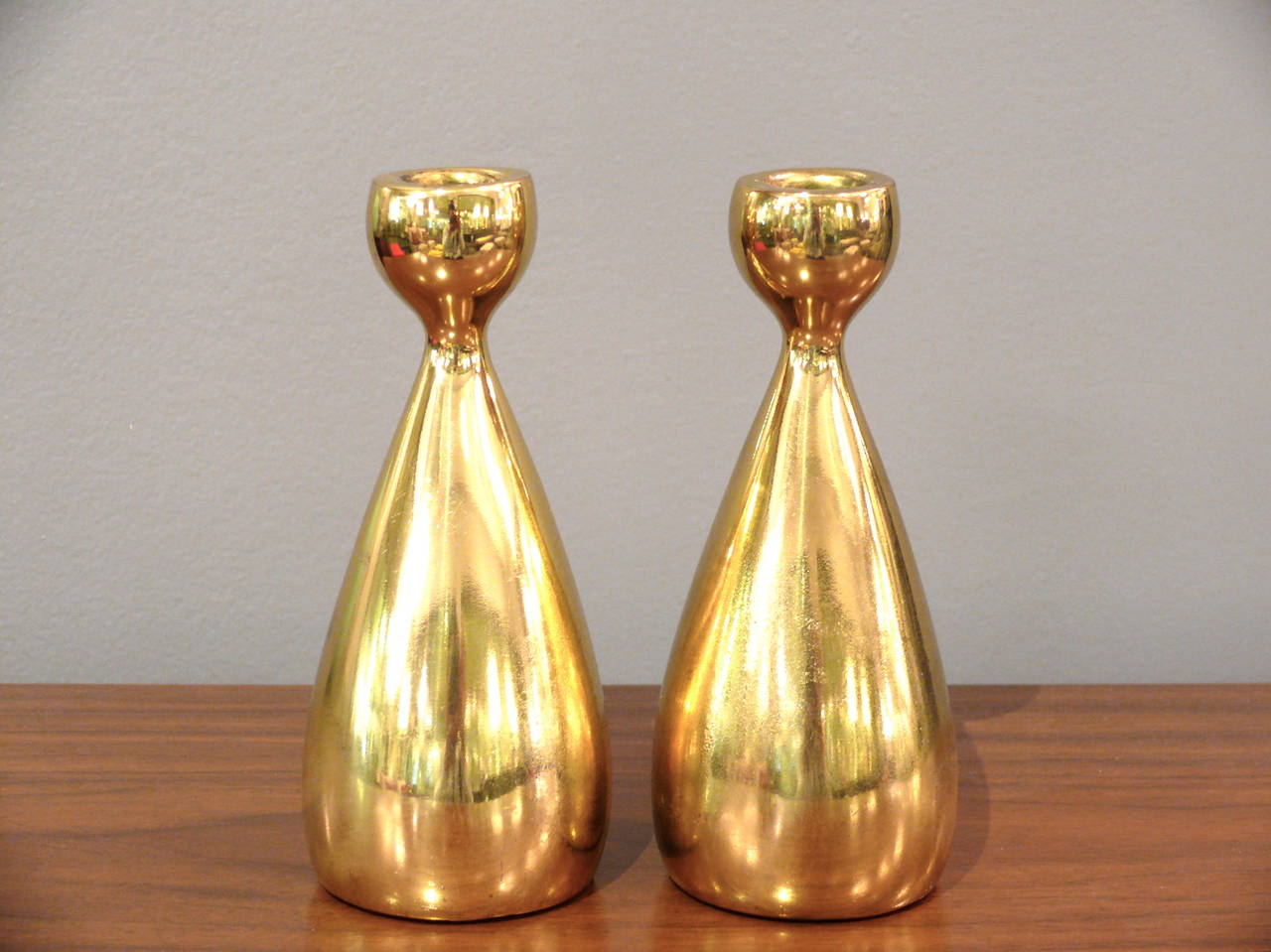 Elegant pair of candlesticks by Ben Seibel for Jenfredware in great vintage condition.