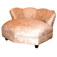 Scalloped Snuggle Chair
