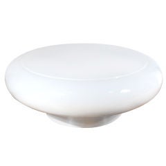White Round Fiberglass Coffee Table