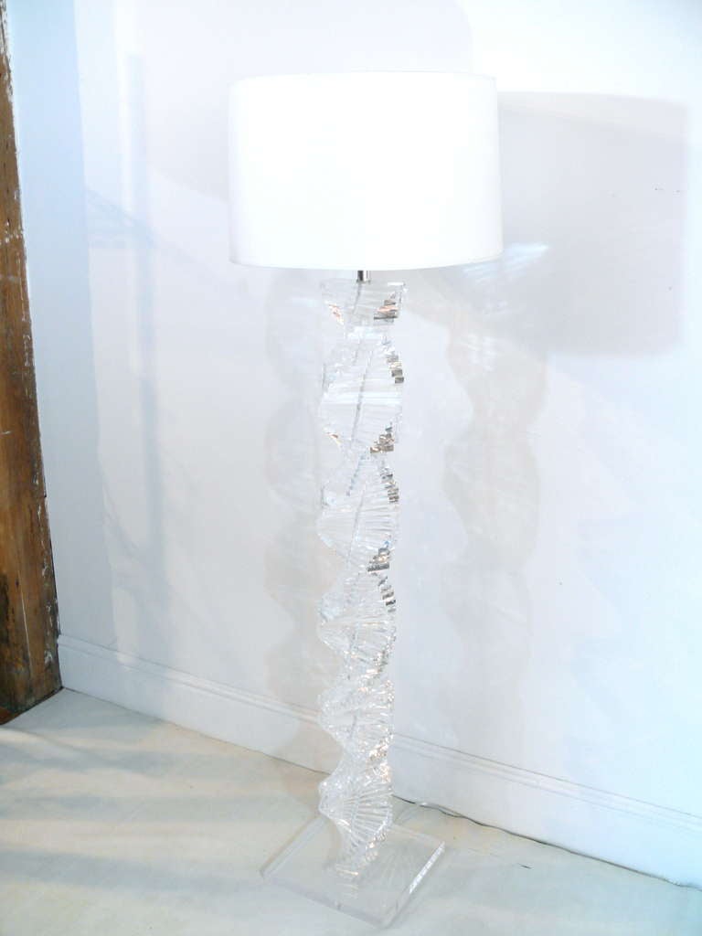 Stacked Spiral Lucite Floor Lamp 1