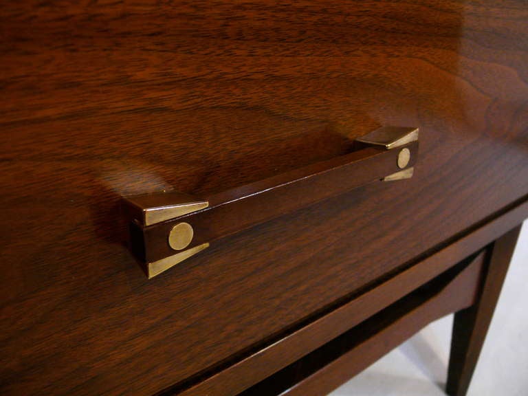 Pair of Three Drawer, Mid-Century Chests In Excellent Condition In New York, NY