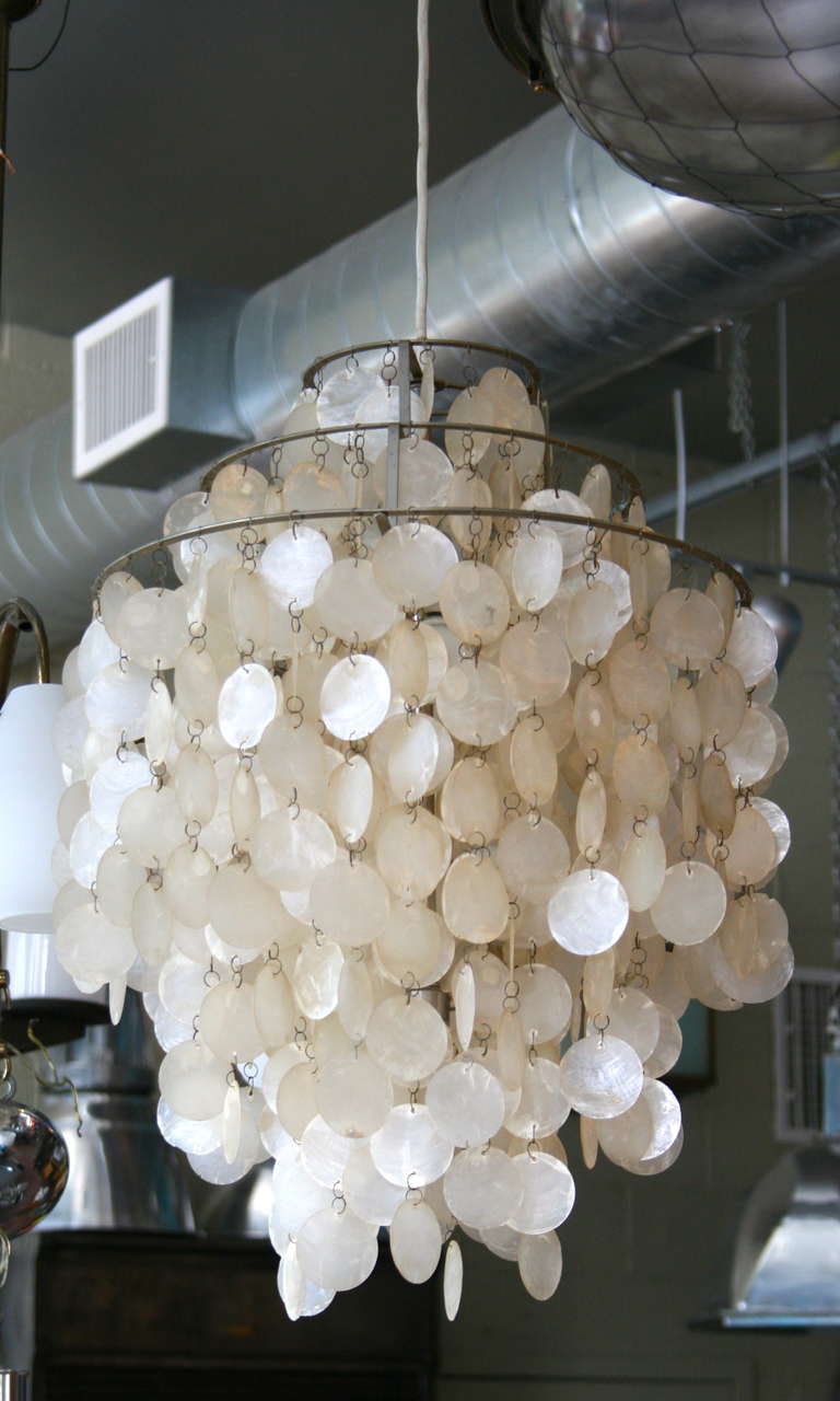 Verner Panton Shell Chandelier for Luber Switzerland In Excellent Condition In Pound Ridge, NY