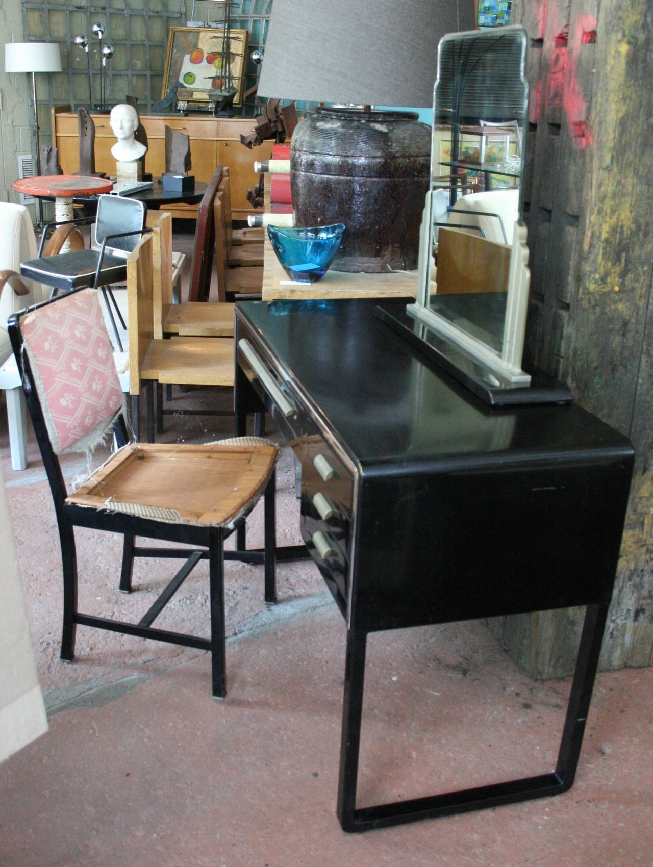 American Art Deco Dressing Table by Norman Bel Geddes, 1932 In Good Condition In Pound Ridge, NY
