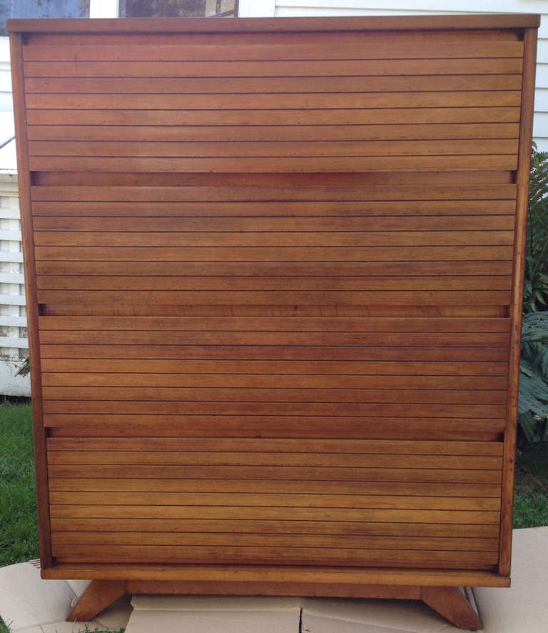 Mid-Century Modern Mid-century walnut chest of drawers