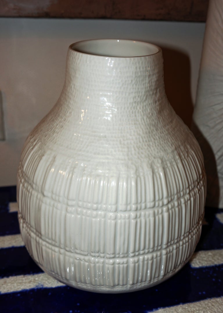 Group of German Rosenthal Mid-Century White Porcelain Vases In Excellent Condition In New York, NY