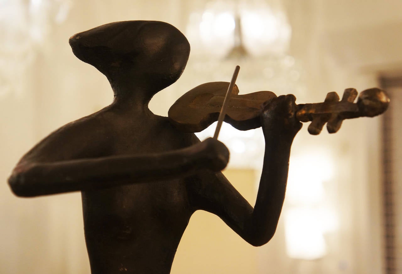 American School 20th Century Sculpture of a Violinist 3