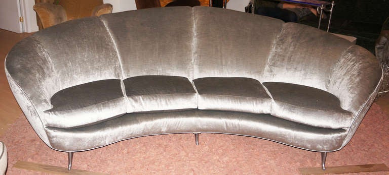 Striking, Large Italian 40's Curved Sofa In Excellent Condition In New York, NY