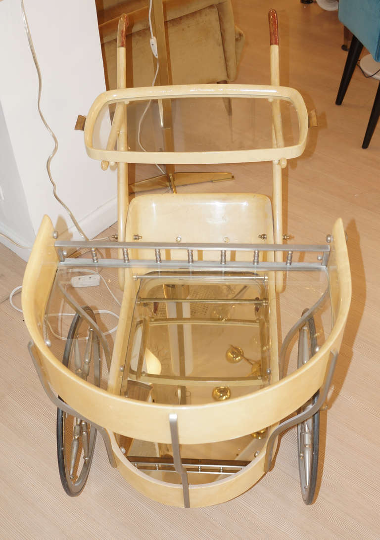 Aldo Tura Parchment Tea/Bar Cart In Excellent Condition In New York, NY