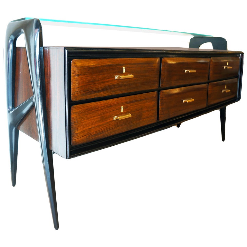 Refined Italian 1950s Dresser 