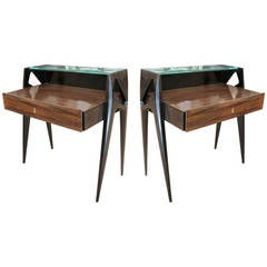 Pair of Italian 1950s Bedside Tables in the Manner of Parisi