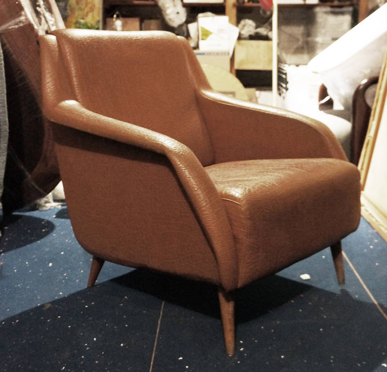 Carlo De Carli Lounge Chair for Cassina, Model 802