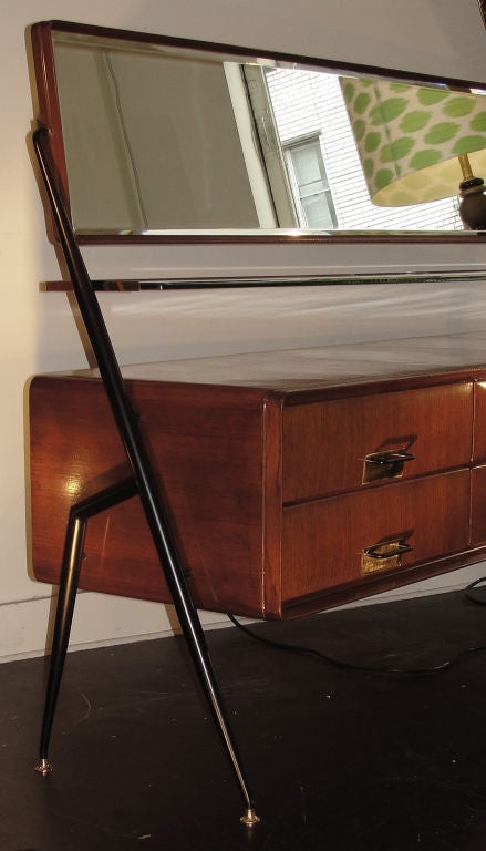 Posh Italian 50's dresser