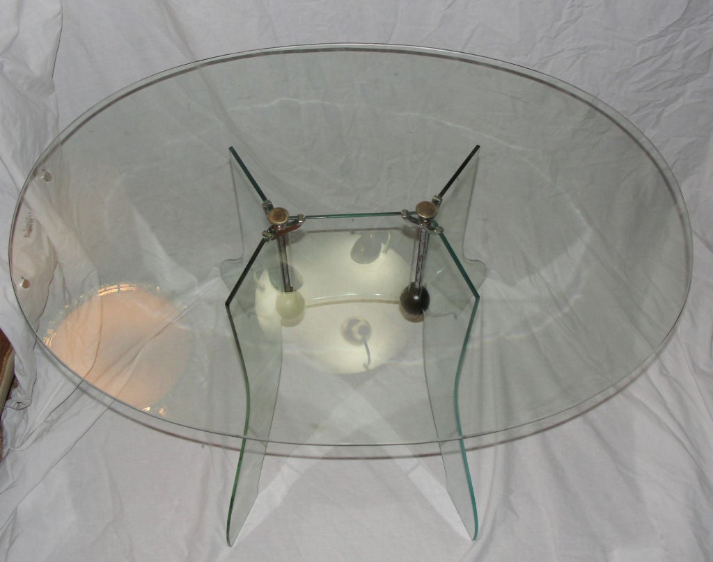 Posh Italian 1940s Glass Side Table In Good Condition In New York, NY