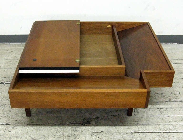 Stylish Checkered Coffee Table by John Keal for Brown Saltman In Good Condition In Brooklyn, NY