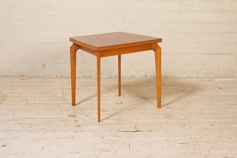 Mid-Century Modern Table d'appoint personnalisée d'Erno Fabry en vente