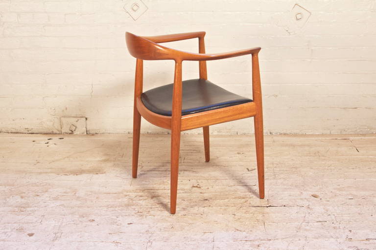 Hans Wegner Round Chair for Johannes Hansen In Good Condition In Brooklyn, NY