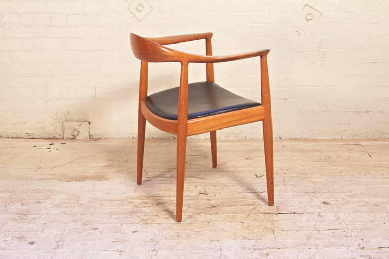 Hans Wegner Round Chair for Johannes Hansen In Good Condition In Brooklyn, NY