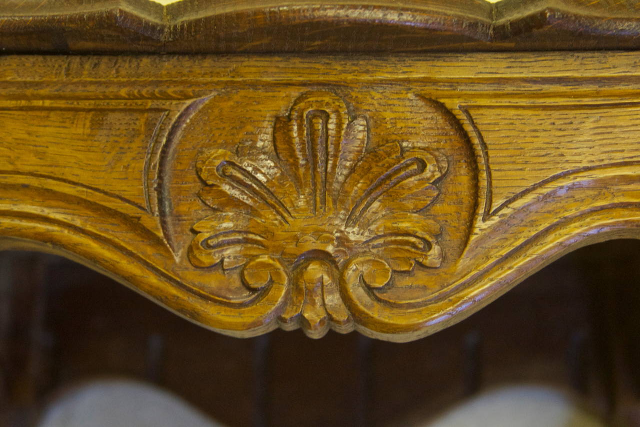 XIXe siècle Table basse en chêne français, style Régence en vente