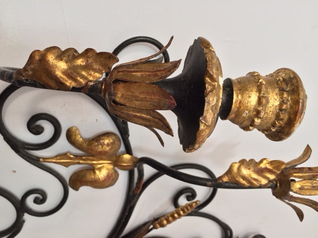 19th Century Italian Iron Sconce In Good Condition For Sale In New Orleans, LA