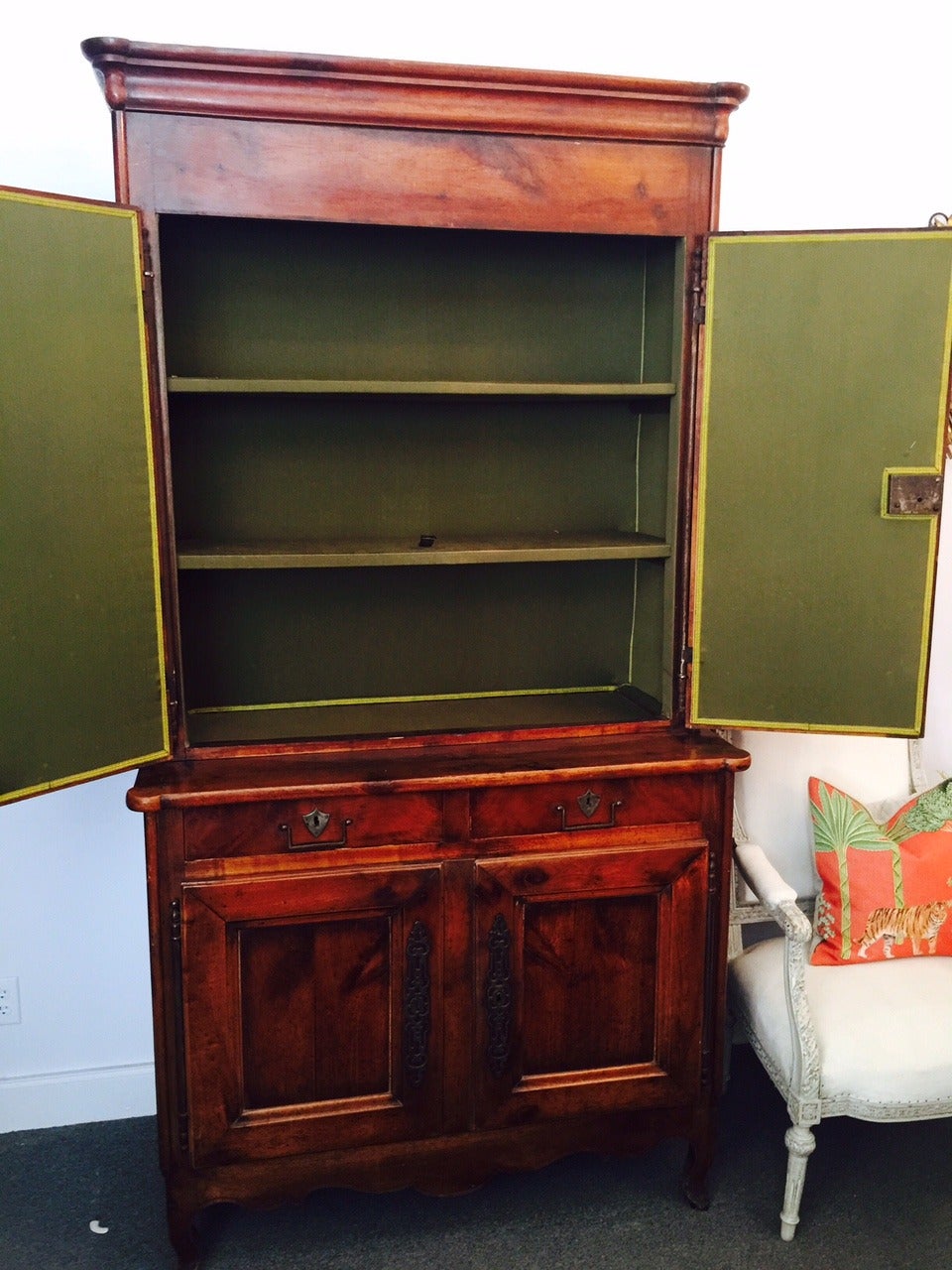 19th Century Provincial Directoire Style Cherrywood Buffet a Deux Corps In Good Condition For Sale In New Orleans, LA