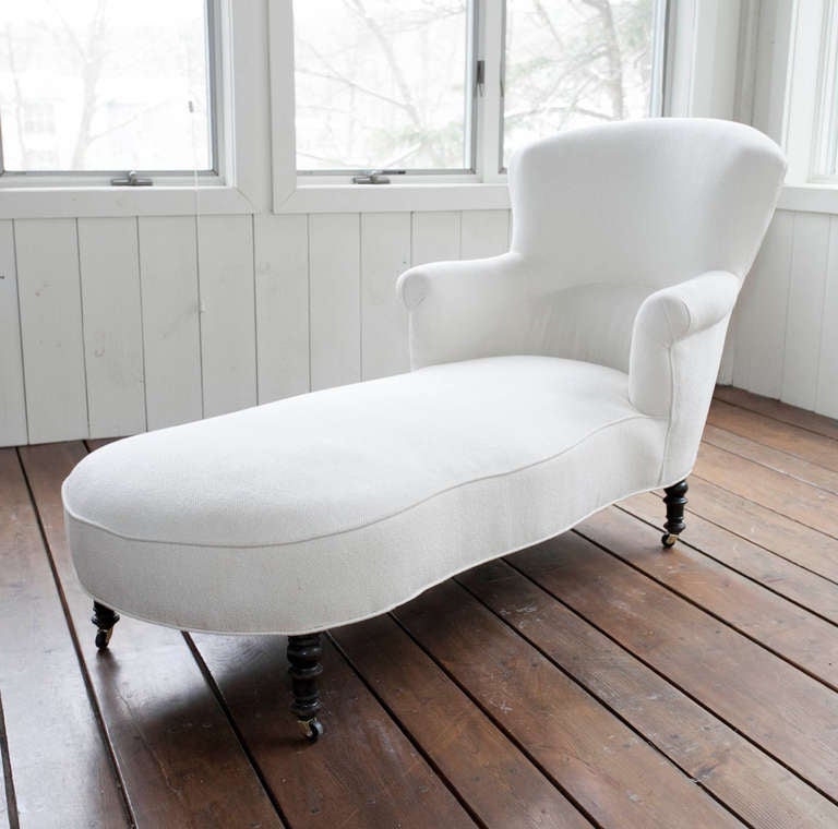 19th Century Napoleon III Curvaceous Chaise Longue In Good Condition For Sale In New Preston, CT