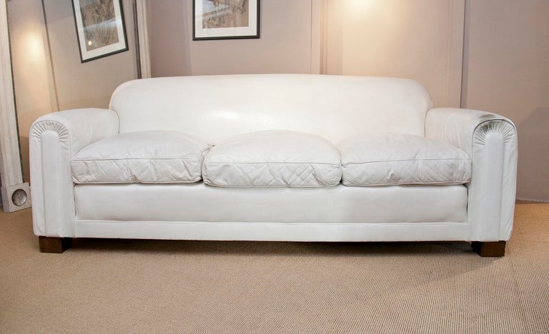Late 20th Century Deco-style White Leather Sofa
