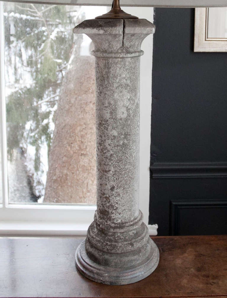Pair of Concrete Pilaster Lamps For Sale 3