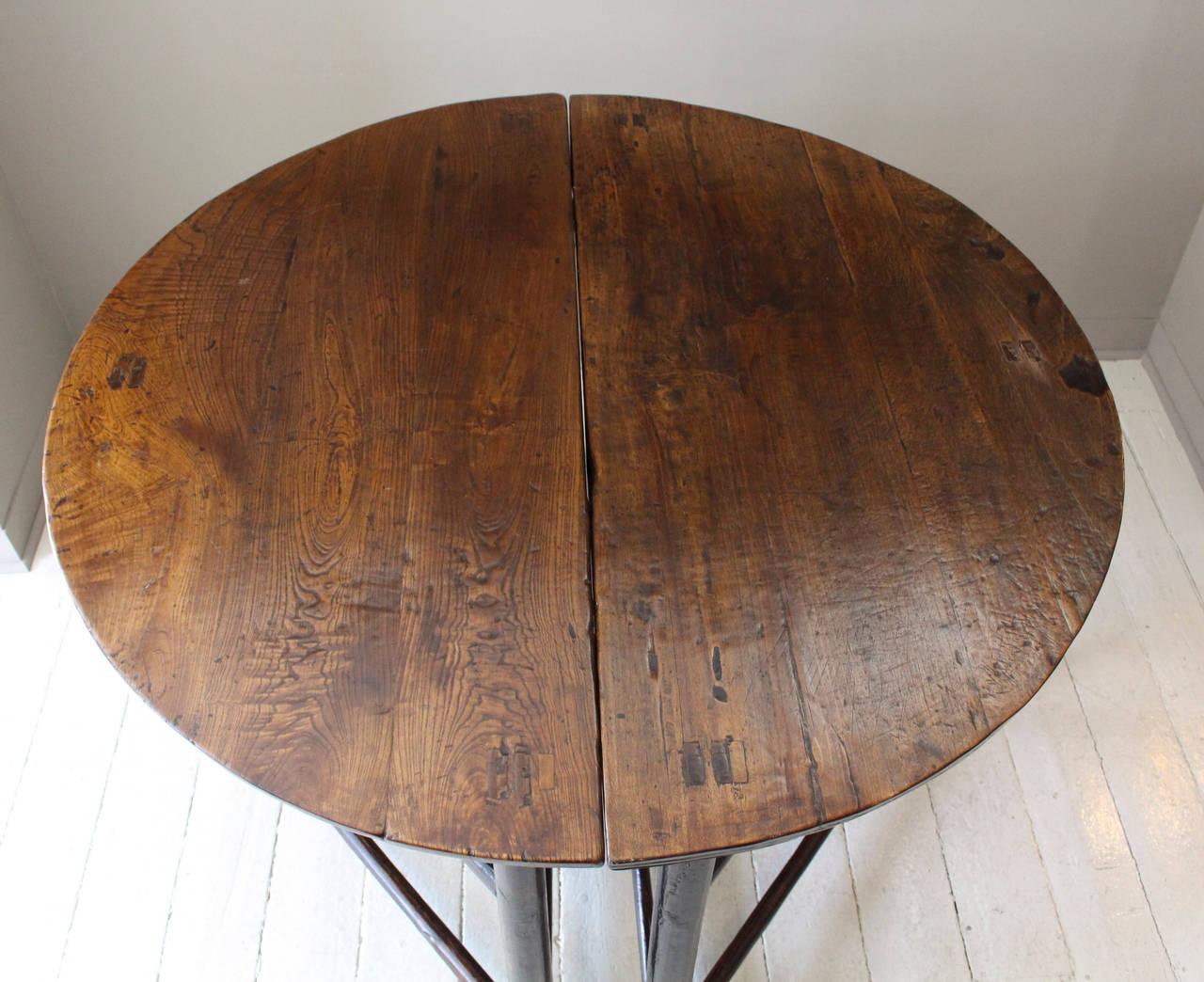 Pair of 19th Century Large-Scale Demilune Tables In Good Condition In New Preston, CT