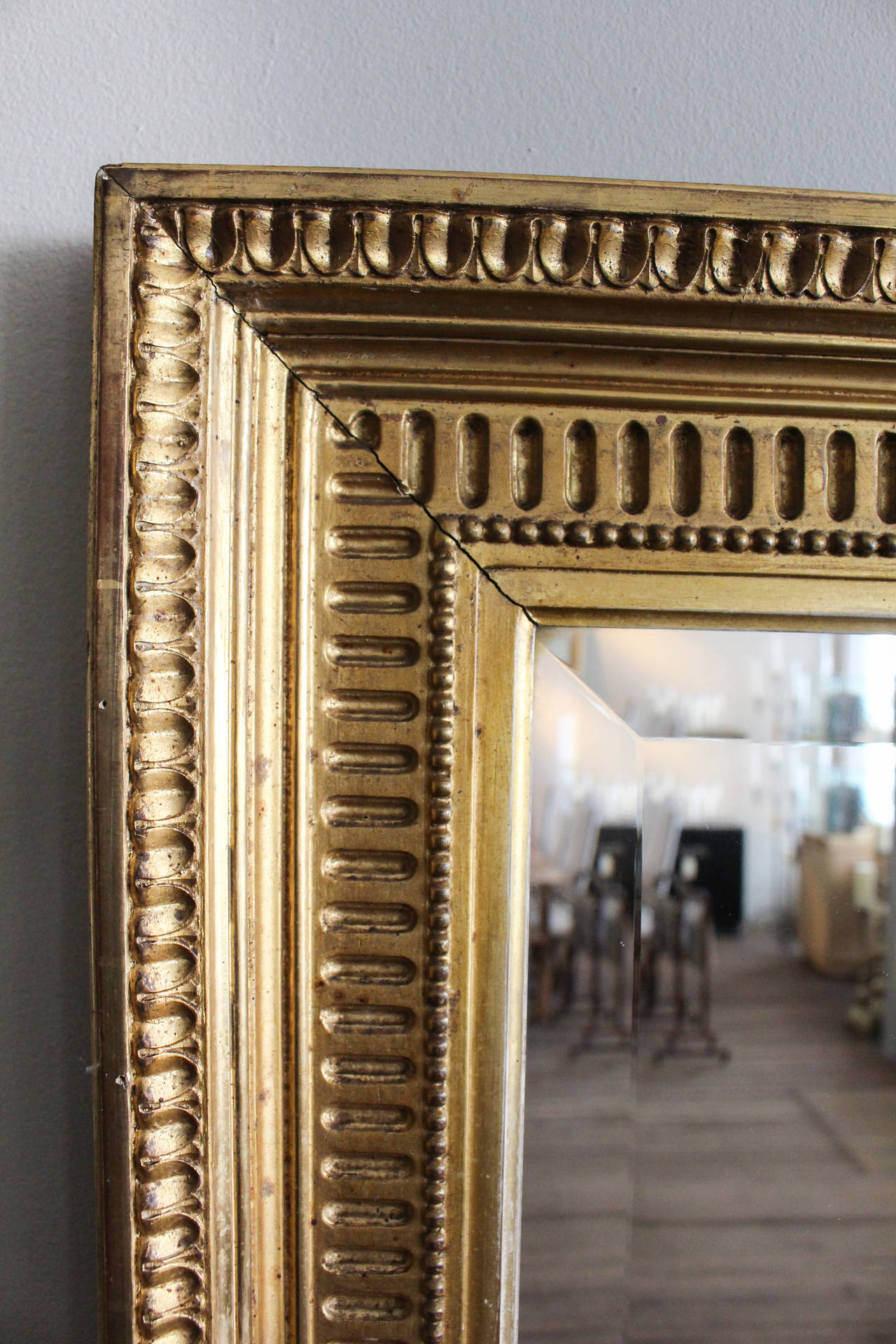 19th Century France Monumental Lemon Gilt Mirror In Good Condition In New Preston, CT