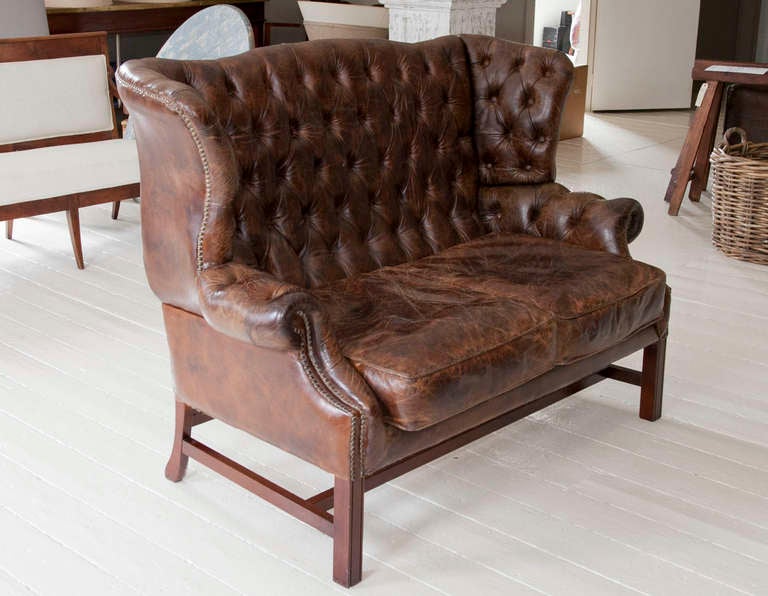 George III Style Leather Settee In Good Condition In New Preston, CT