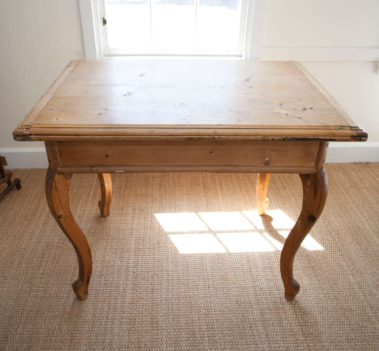 Circa 19th c Sweden Pine Side Table on Cabriole Legs with Convertible Flip Top.
Table Top When Open Measures 40