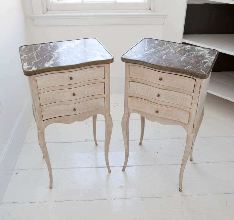 Pair of Refined French Three-Drawer Night Stands in Oyster Paint with Marble Top and Brass Surround