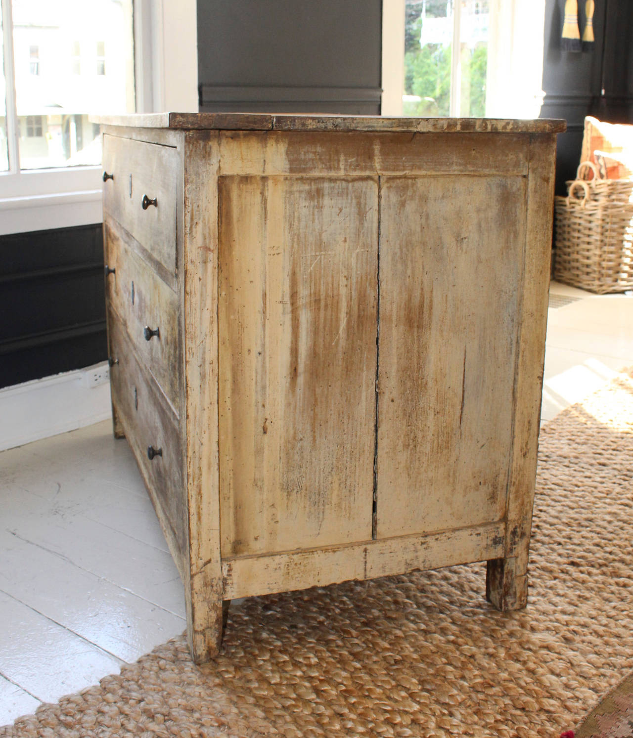 Three-Drawer Chest, 19th Century, France In Good Condition In New Preston, CT