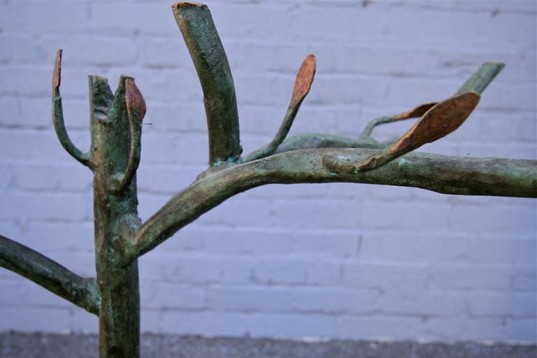 Table d'appoint en forme de branche d'arbre 2
