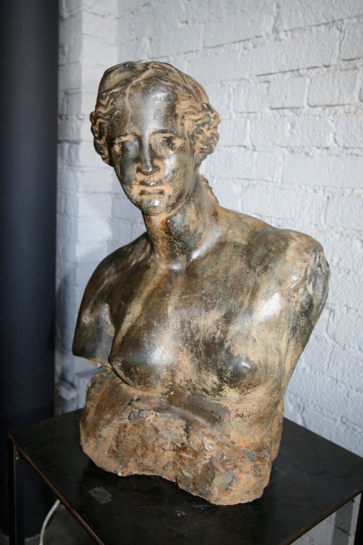Résine Buste de femme, sculpture des années 1960 en vente