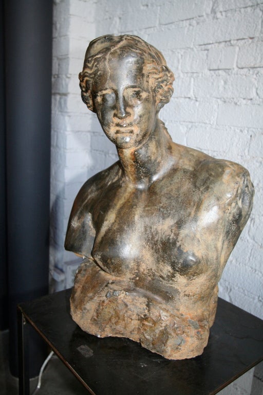 Buste de femme, sculpture des années 1960 en vente 4