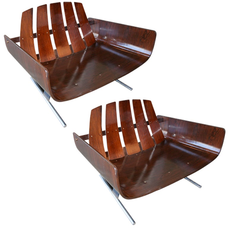 Pair of 1960s Brazilian "Presidencial" Armchairs by Jorge Zalszupin