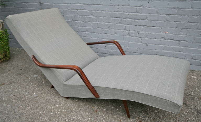 Scapinelli Brazilian chaise longue chair upholstered in grey wool.