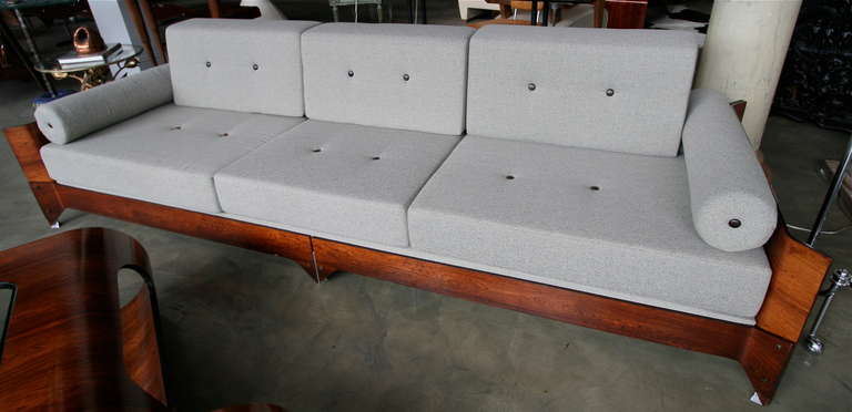 Mid-Century Modern Brasiliana Sofa by Jorge Zalszupin in Brazilian Jacaranda