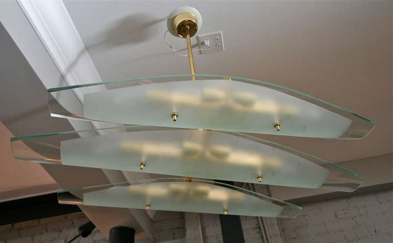 Italian Dominici 1960s Chandelier with Three-Glass Pieces on Brass Frame For Sale