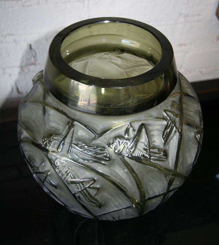 Rene Lalique 1930s Sauterelles Grasshopper Glass Vase 3