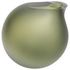 Anna Torfs Vaza Large Glass Vase / Sculpture in Moss Green 9