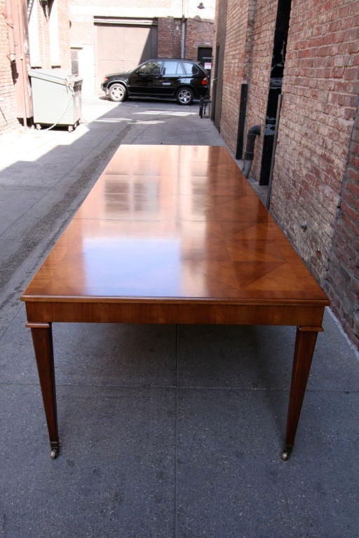 American 60's Dining Table for Twelve by Baker Furniture