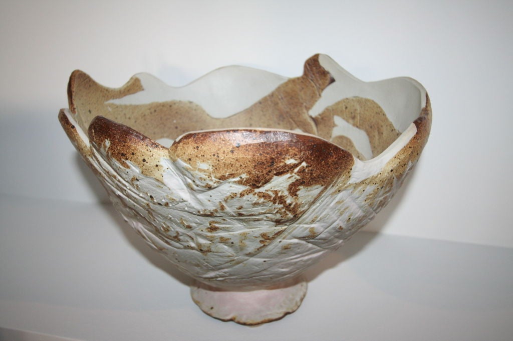 Mid-Century Modern Beautiful Ceramic Bowl by Daric Harvie