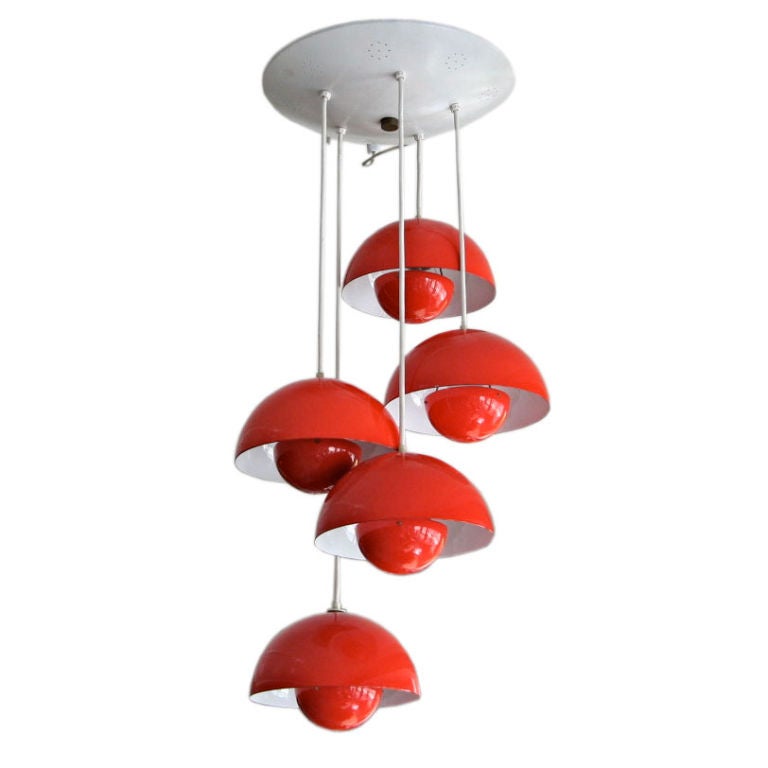 1970s Red Metal Big Flower Pot Chandelier By Verner Panton For 1970s Red Metal Big Flower Pot Chandelier By Verner Panton For