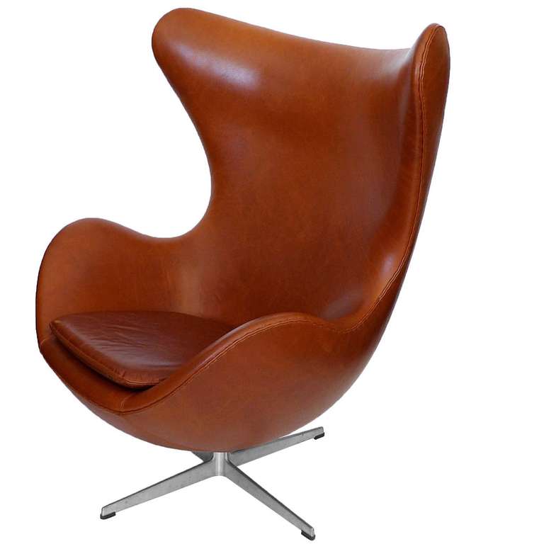 Egg Chair and Ottoman by Arne Jacobsen in Danish Chestnut Brown In Excellent Condition In Los Angeles, CA