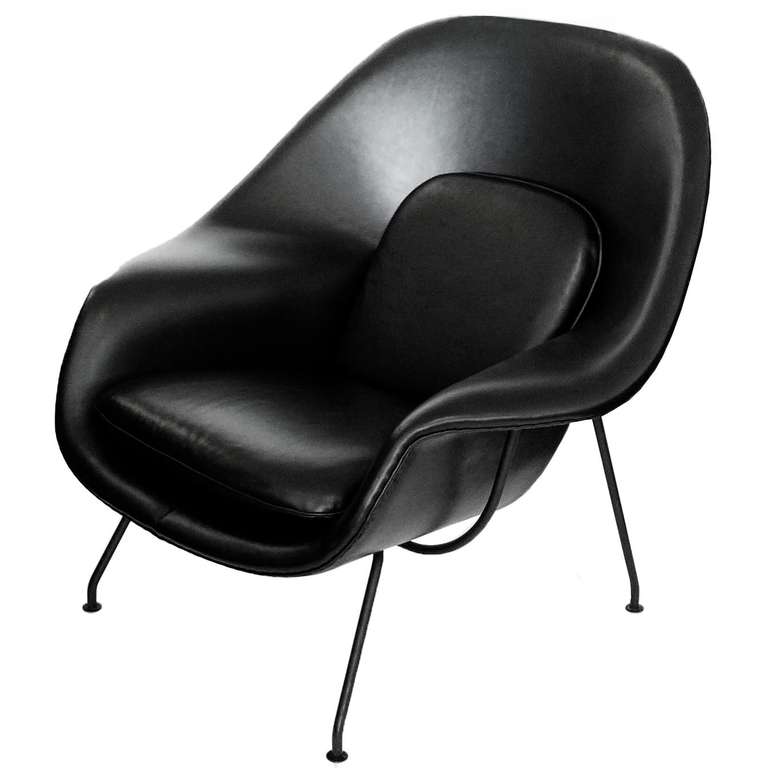 Mid-Century Modern Early Womb Chair and Ottoman by Saarinen for Knoll in Black Leather