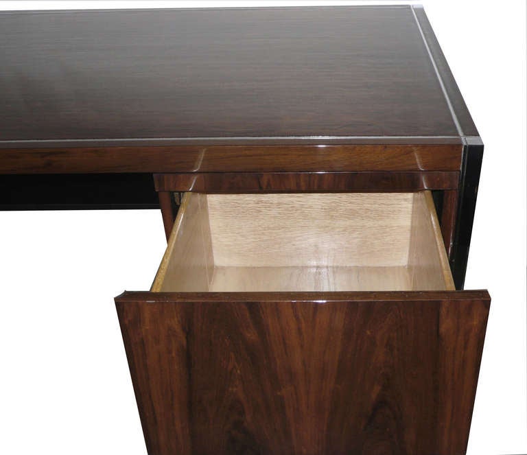 Mid-20th Century Outstanding Executive Desk by Richard Schultz in Rare Rosewood