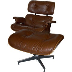 Original Eames 670 Lounge Chair 
671 Ottoman in Chocolate Brown