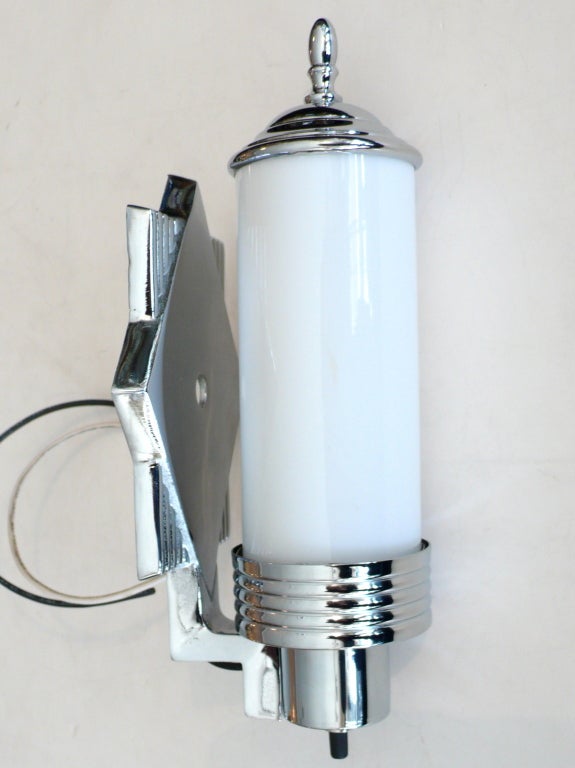 Pair of Original Art Deco Chrome and Glass Wall  Sconces In Excellent Condition In Los Angeles, CA
